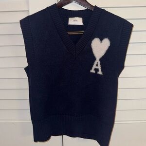 Ami Alexandre Mattiussi Black Vest with White Heart